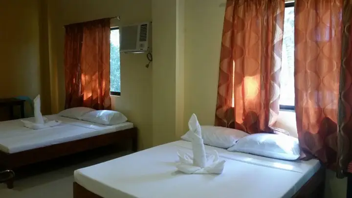 Stargazer Inn, photo 3 of 7