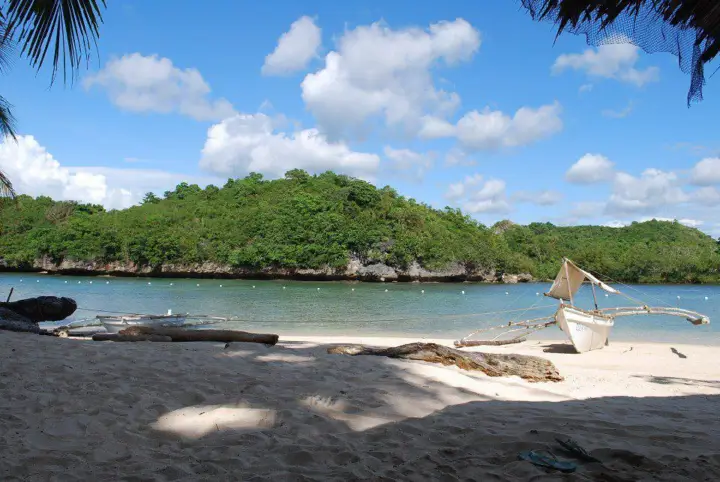 Naburot Island Resort, photo 3 of 9