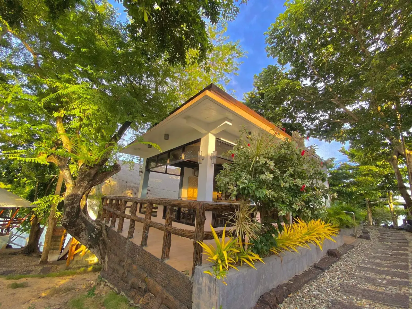 Magic Island Resort, photo 6 of 13