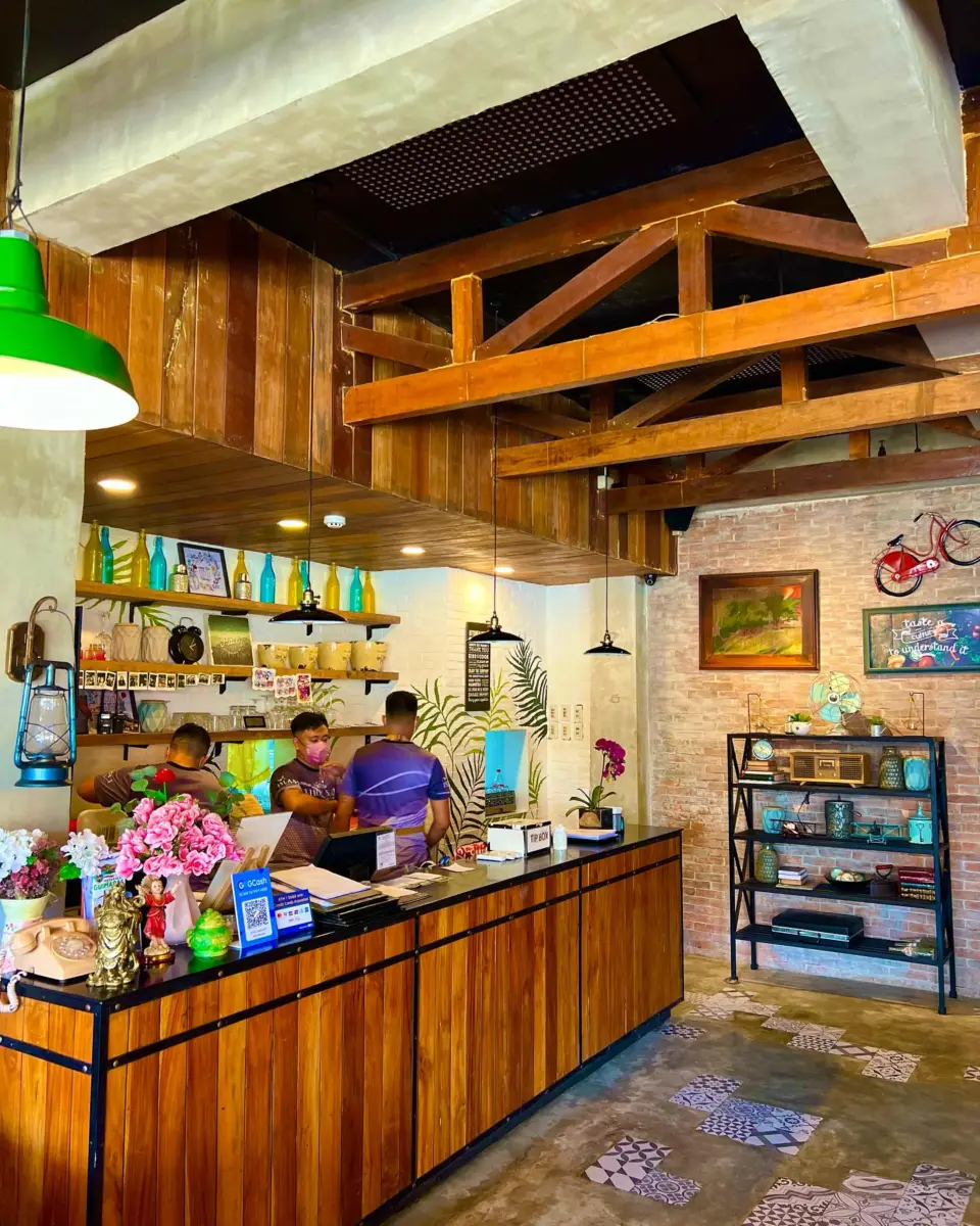 Olivias Kitchen and Island Brew, photo 4 of 8