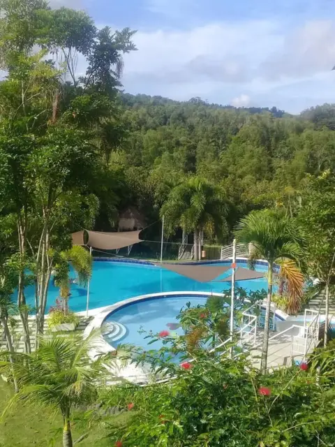 Marceily Point Resort, photo 2 of 13