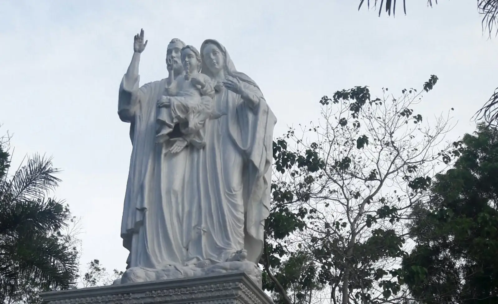 Holy Family Hills, photo 7 of 7